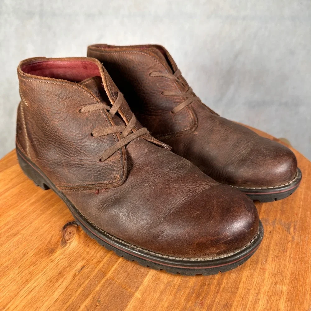 Clarks chukka boots
